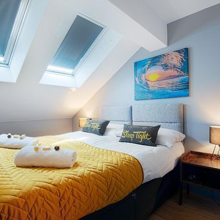 The Llangollen - Berwyn House Wrexham Bagian luar foto