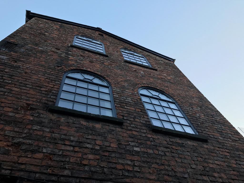 The Llangollen - Berwyn House Wrexham Bagian luar foto