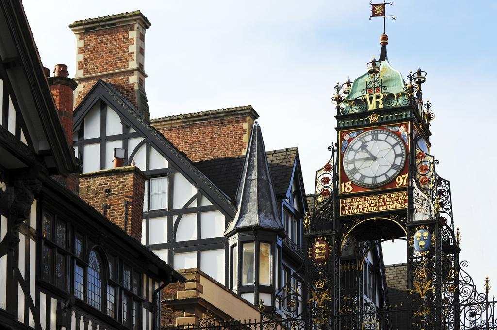 The Llangollen - Berwyn House Wrexham Bagian luar foto